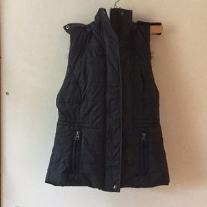 Black women’s hooded vest size S